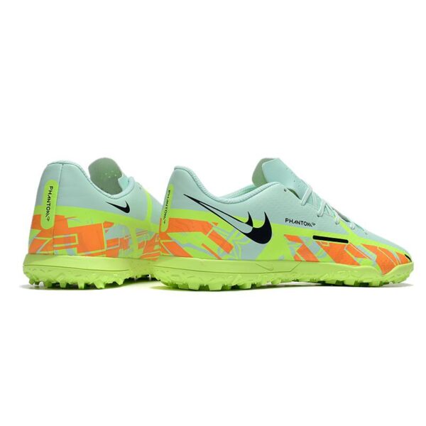 Nike Phantom GT2 Club TF