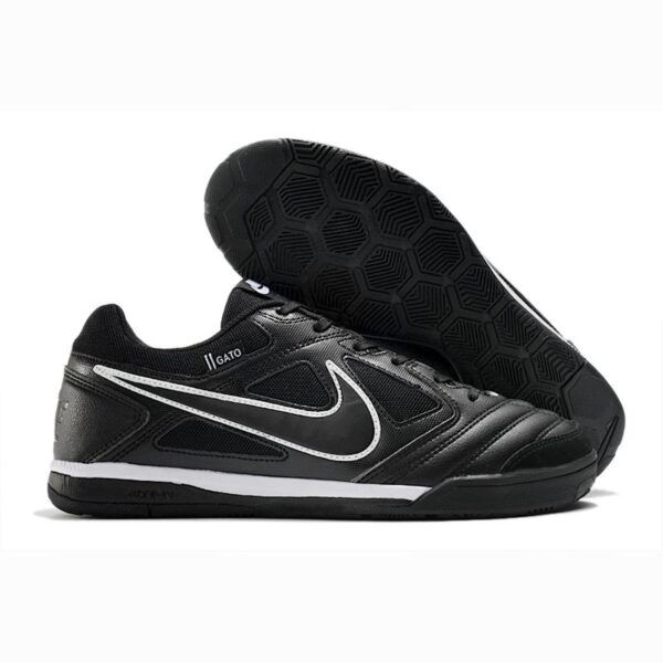 Supreme x Nike SB Gato