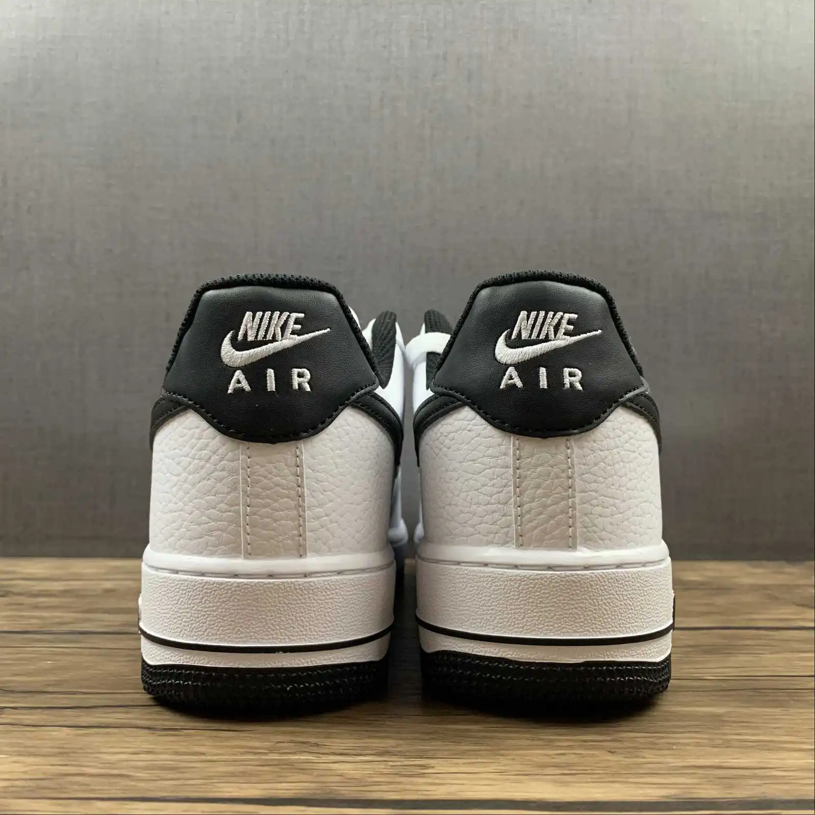 AF1 Black Sole - Imagen 3