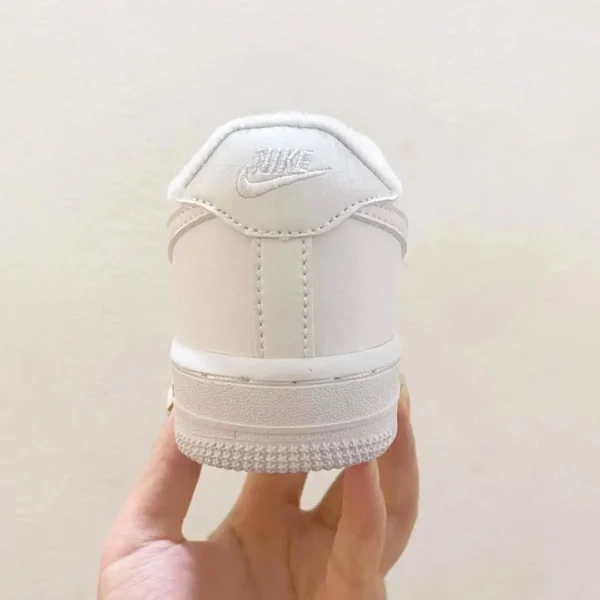 AF1-Kids-Classic-White-6.webp AF1 Kids Classic White