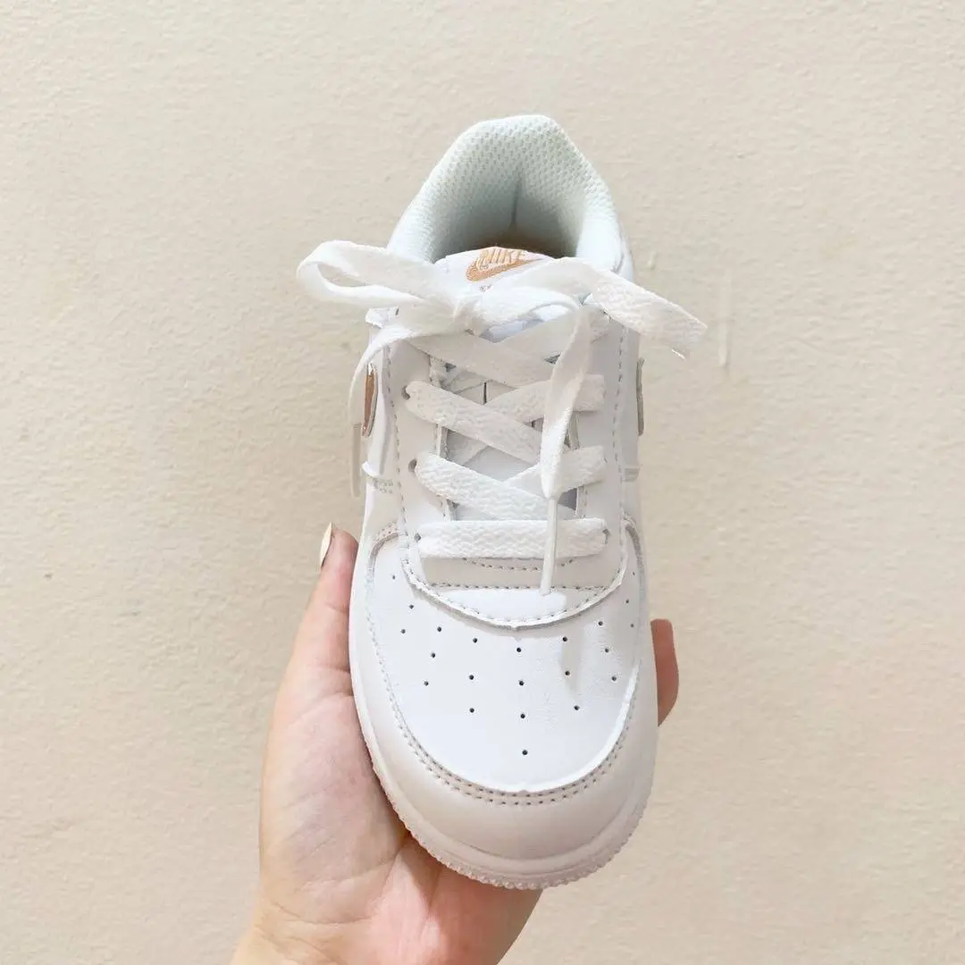 AF1 Kids Gold Logo - Imagen 8