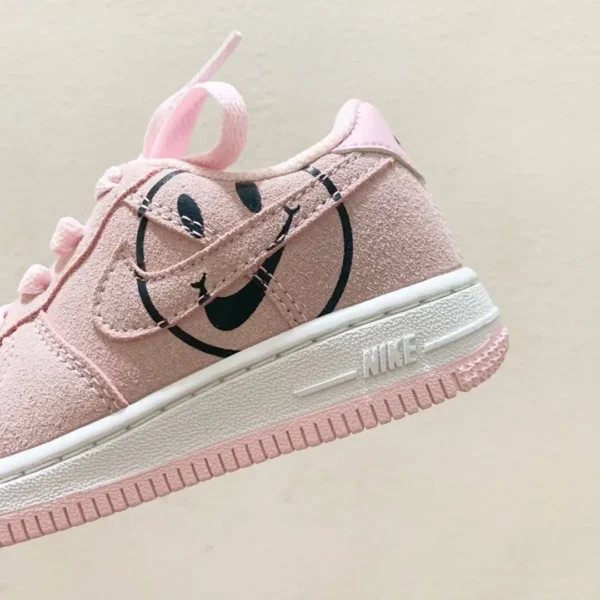 AF1-Kids-Pink-Smile-2.webp AF1 Kids Pink Smile