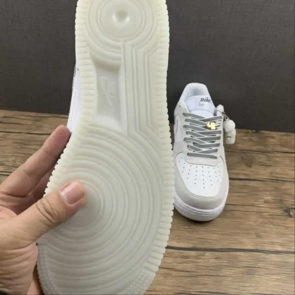 AF1-Liquid-Silver-2.webp AF1 Liquid Silver