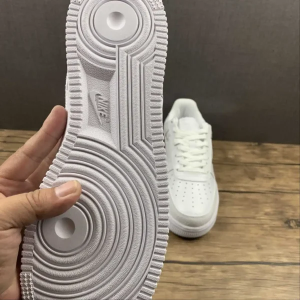 AF1-Luis-Vuitton-2.webp AF1 Luis Vuitton