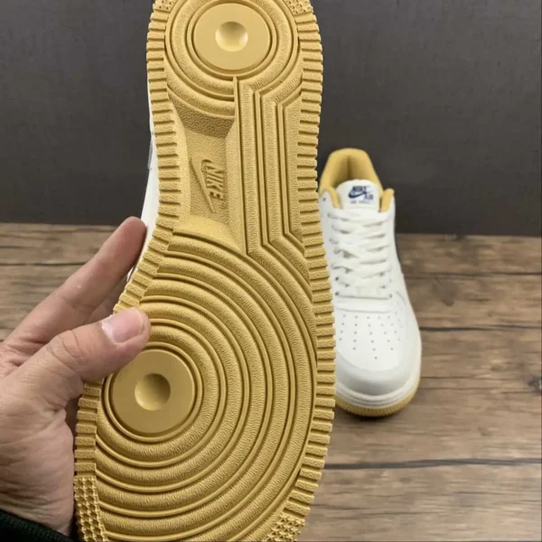 AF1-Mike-White-2.webp AF1 Mike White