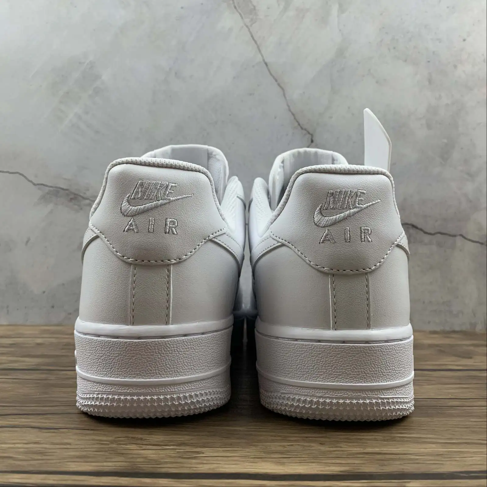 AF1 White Classic - Imagen 4