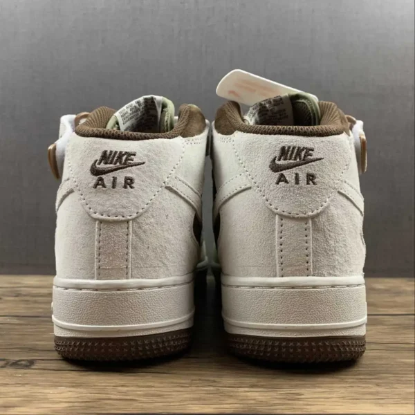 AF107-Mid-Bown-_-Green-2.webp AF1’07 Mid Bown & Green