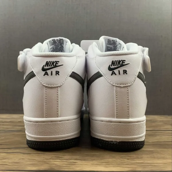 AF107-Mid-Classic-2.webp AF1’07 Mid Classic