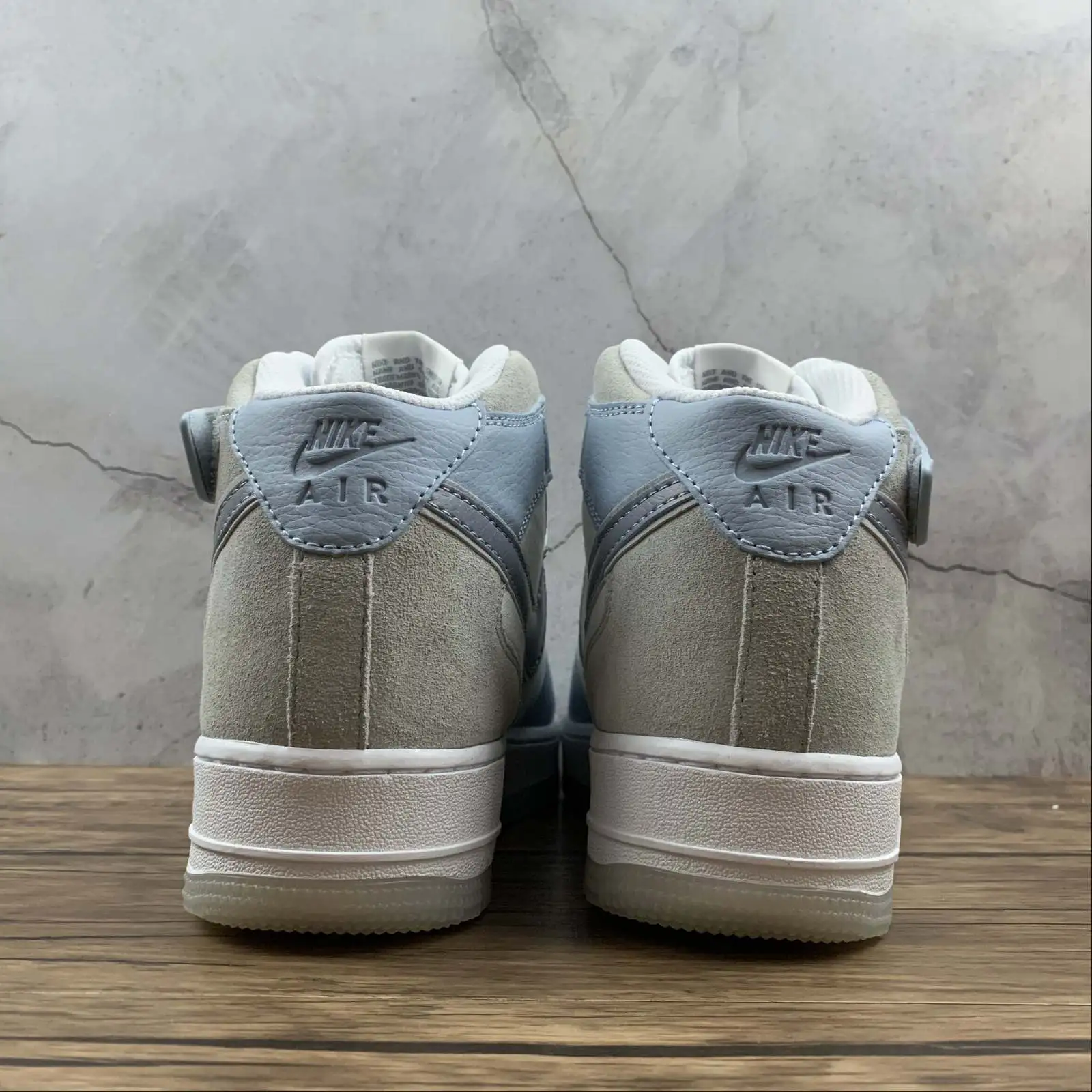 AF1’07 Mid LT Blue - Imagen 2