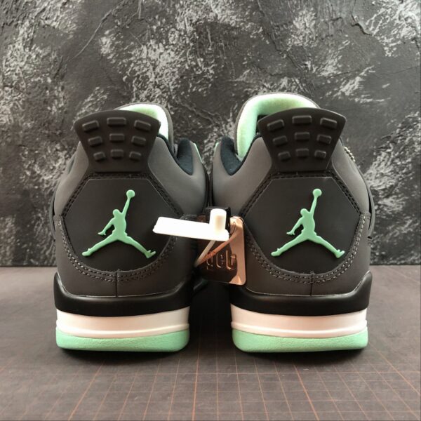 AJ 4 Retro Dark Grey
