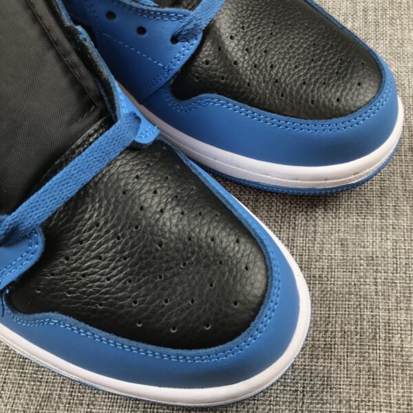 AJ1 Black Blue