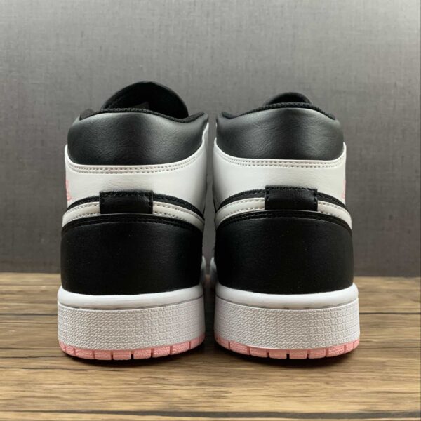 AJ1 Black Pink