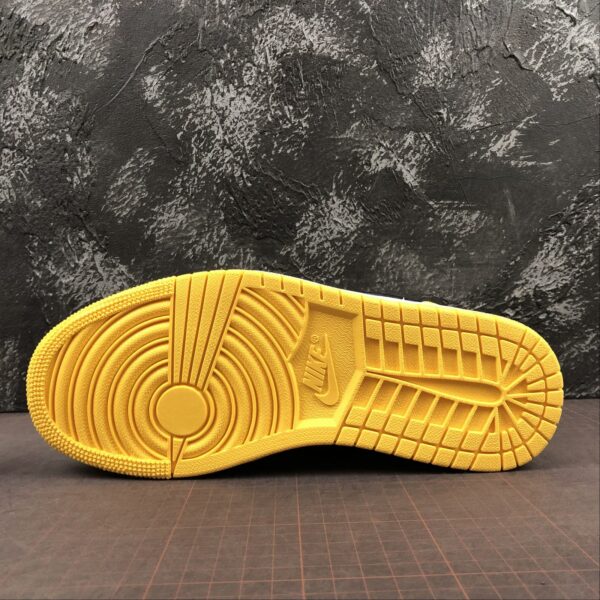 AJ1-Black-Yellow-2.jpg AJ1 Black Yellow