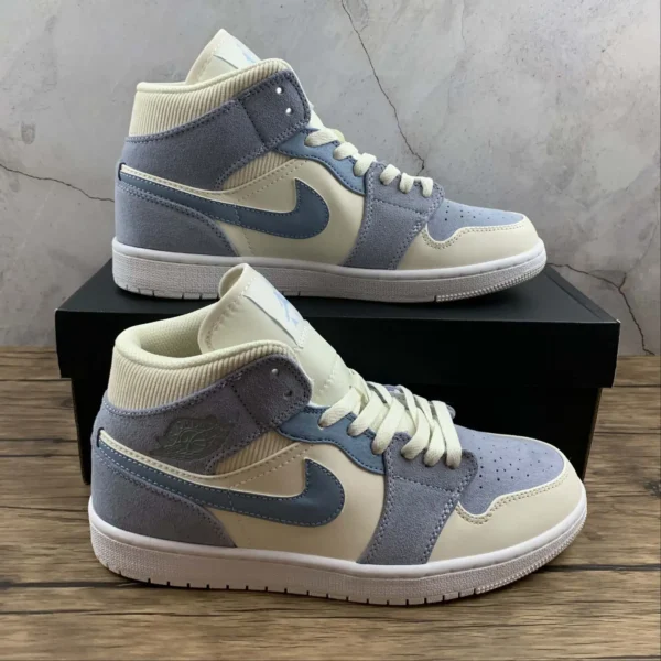 AJ1-Blue-Leather-1.webp AJ1 Blue Leather