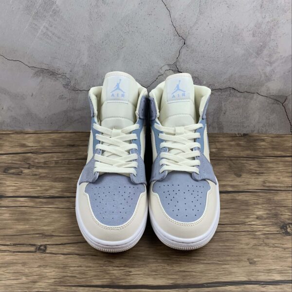 AJ1-Blue-Leather-3.jpeg AJ1 Blue Leather