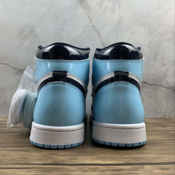AJ1-Charol-Blue-4.jpg AJ1 Charol Blue