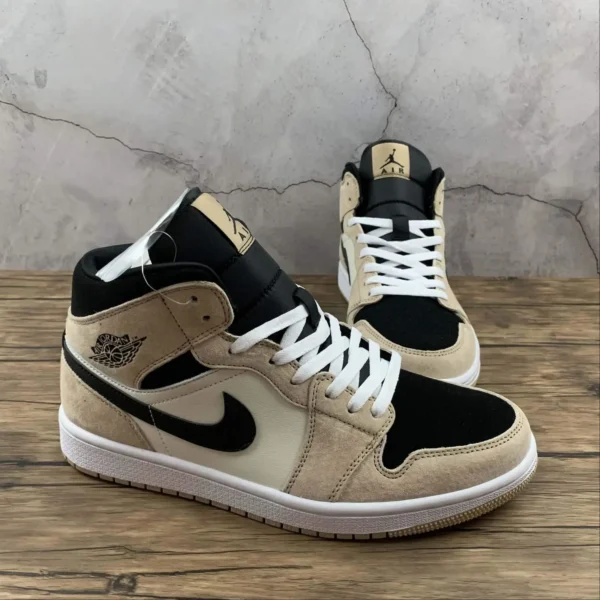 AJ1-Dark-Desert-1.webp AJ1 Dark Desert