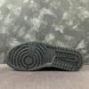 AJ1 Mid SE Q54