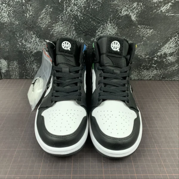 AJ1 Mid SE Q54