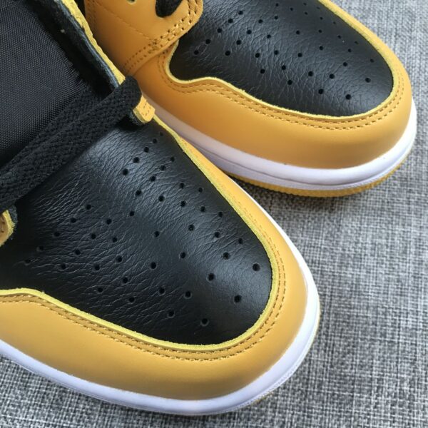 AJ1 Mustard Black