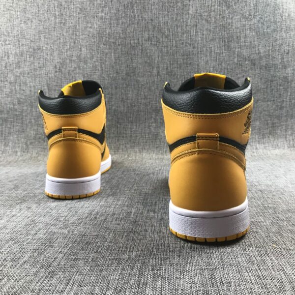 AJ1 Mustard Black