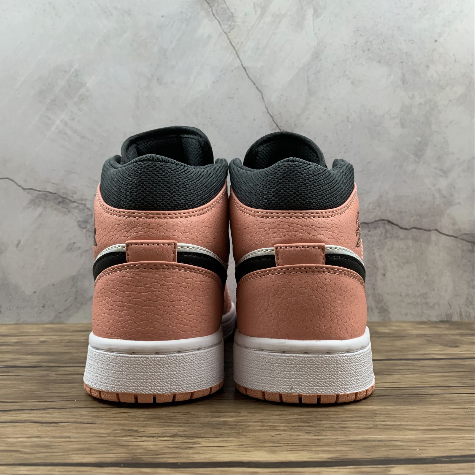 AJ1 Pink Quartz - Imagen 4
