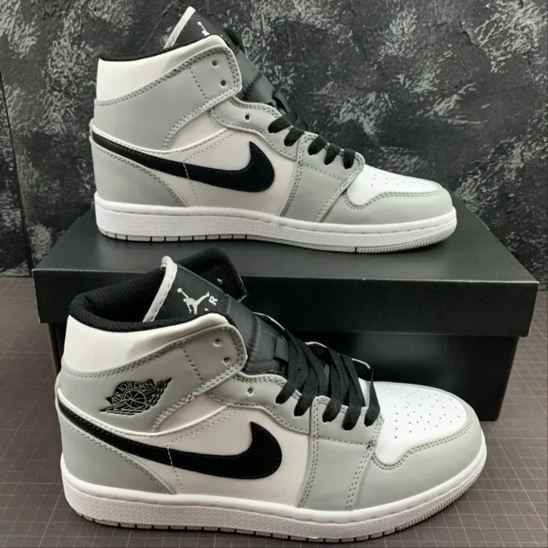 AJ1 Smoke Grey