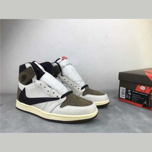 AJ1 Travis