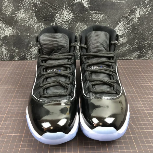 AJ11-Concord-2.webp AJ11 Concord