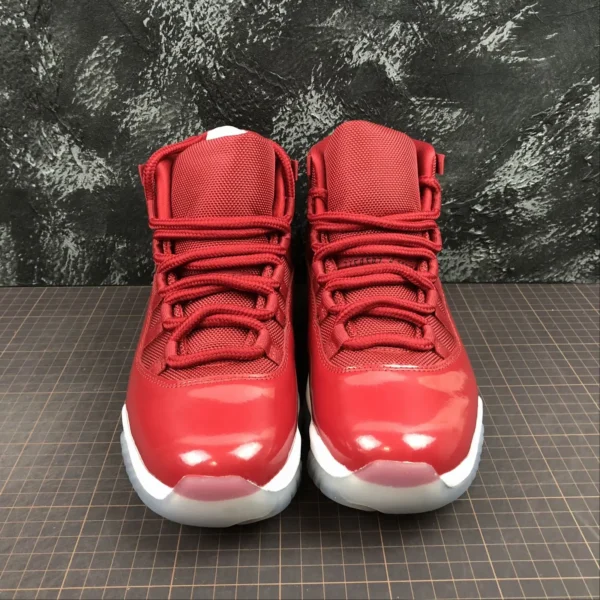 AJ11-Rouge-2.webp AJ11 Rouge