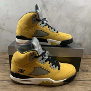 AJ5-Yellow-T23-1-1.webp AJ5 Tokyo 23
