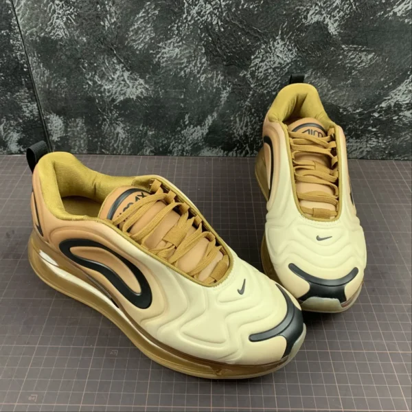 Air-Max-720-Black_Gold-4.webp Air Max 720 Black_Gold