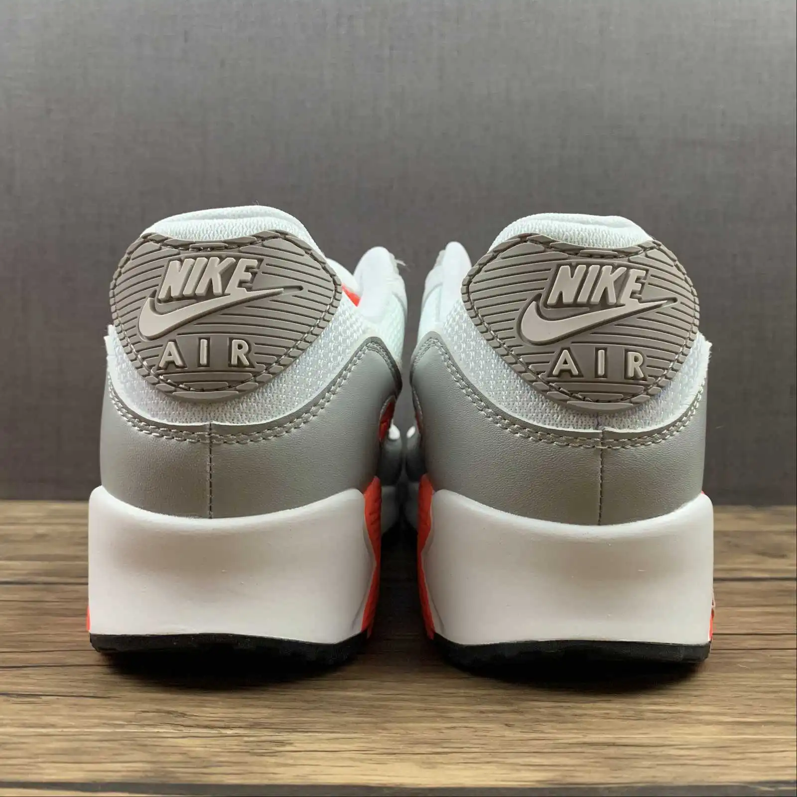 Air Max 90 Hyper Orange - Imagen 4