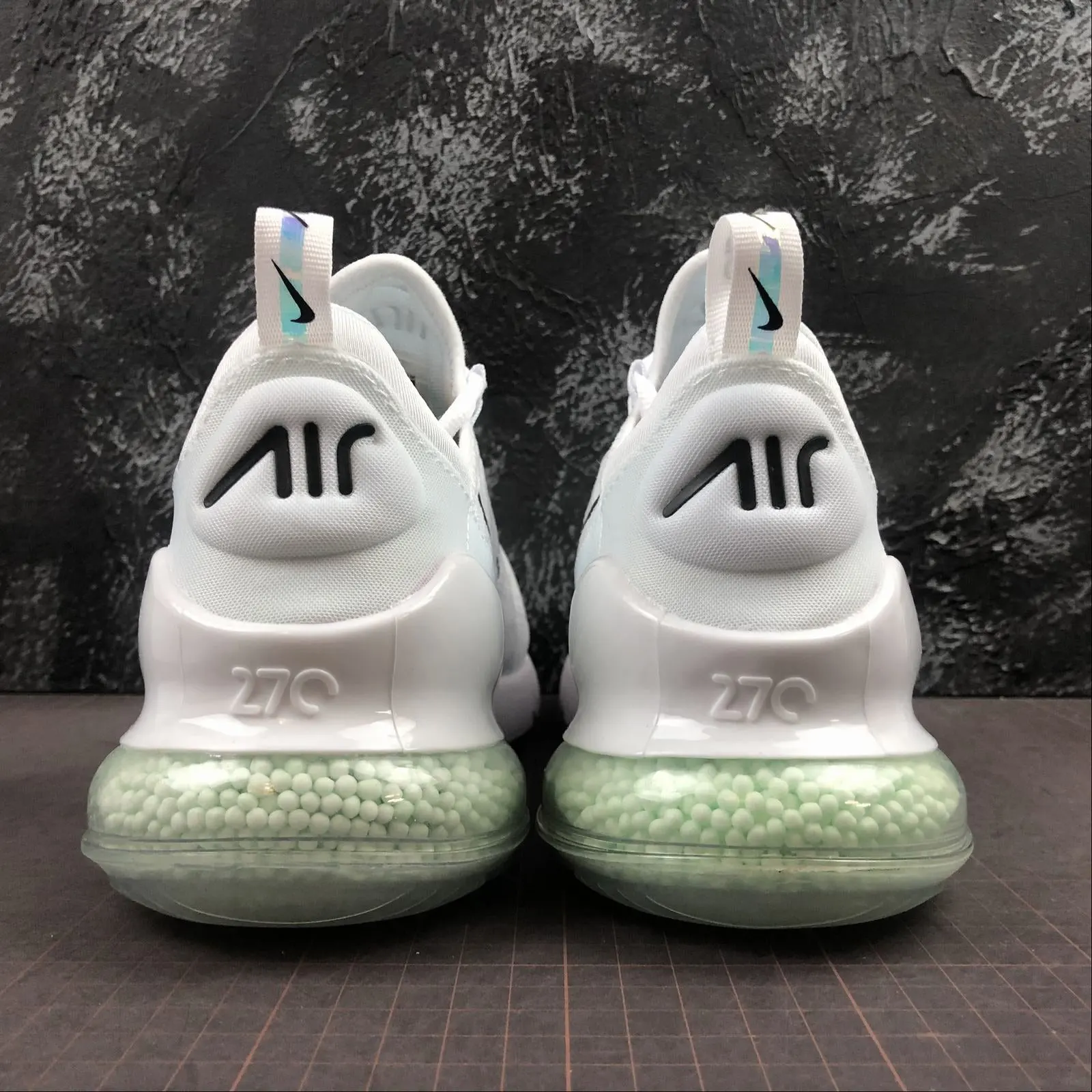 Aix Max 270 White&Rainbow - Imagen 2