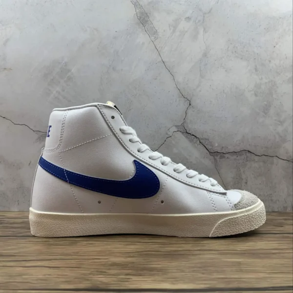 Blazer-Classic-Blue-2.webp Blazer Classic Blue