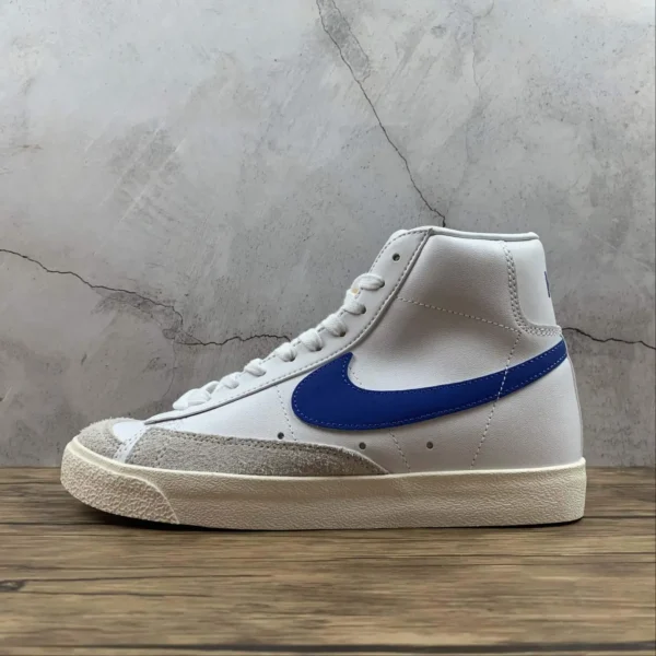 Blazer-Classic-Blue-3.webp Blazer Classic Blue