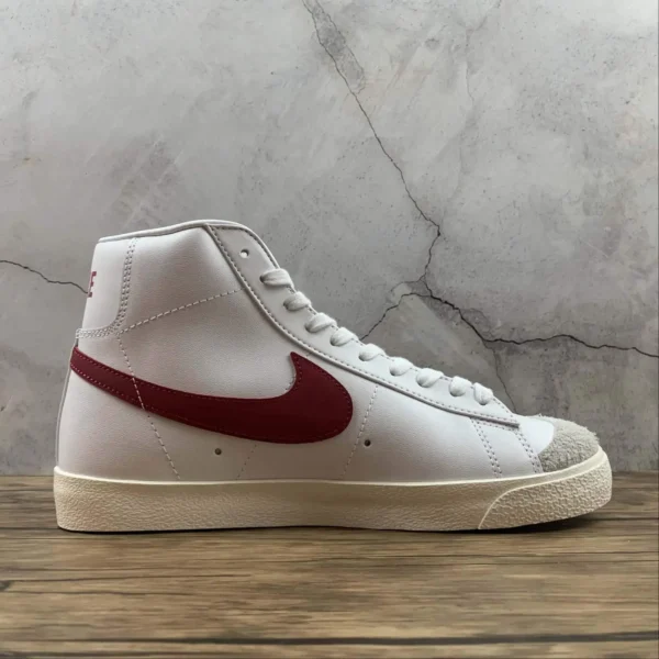 Blazer Classic Red