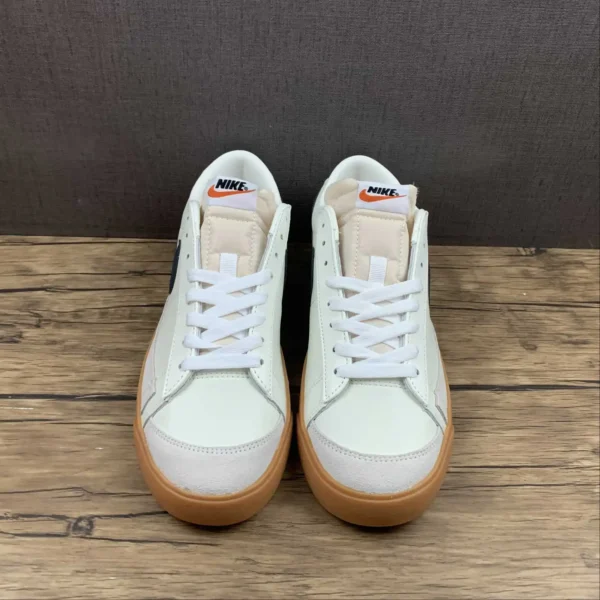 Blazer-Low-White-3.webp Blazer Low White