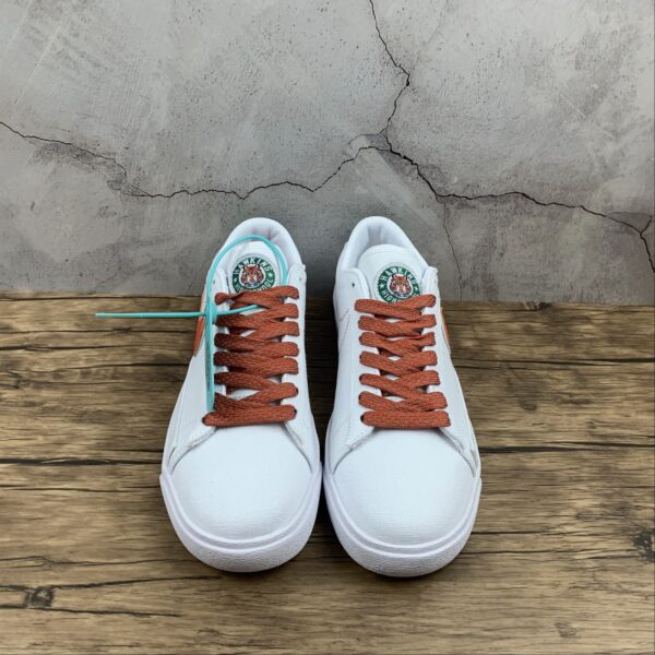 Blazer-Low-White-Red3.jpg Blazer Low White Red