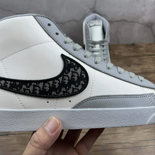 Blazer-x-Di0r13.webp Blazer x Di0r