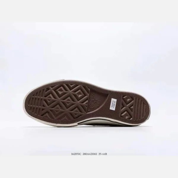 CONV3RS3-COBRE-X4.webp CONV3RS3 COBRE X
