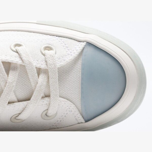 CONV3RS3-Chuck-Taylor-All-Star-1970s-HiBeigeLight-Blue2.jpg CONV3RS3 Chuck Taylor All Star 1970s HiBeigeLight Blue