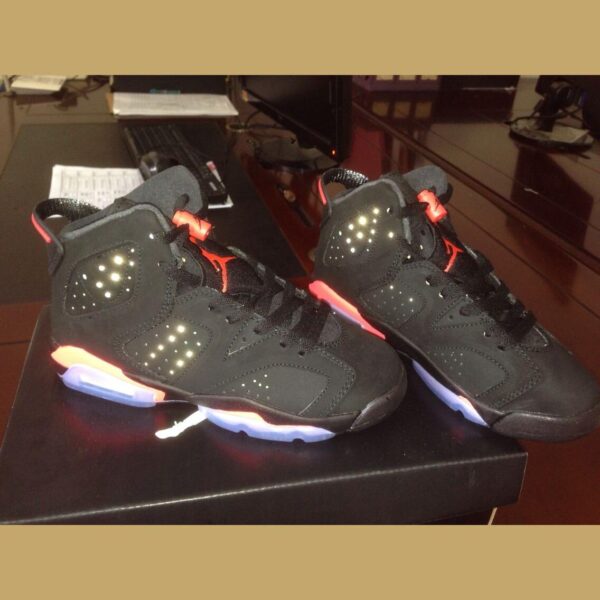 Jordan-6-black-reflective-leather-3-1.jpg Jordan 6 black reflective leather