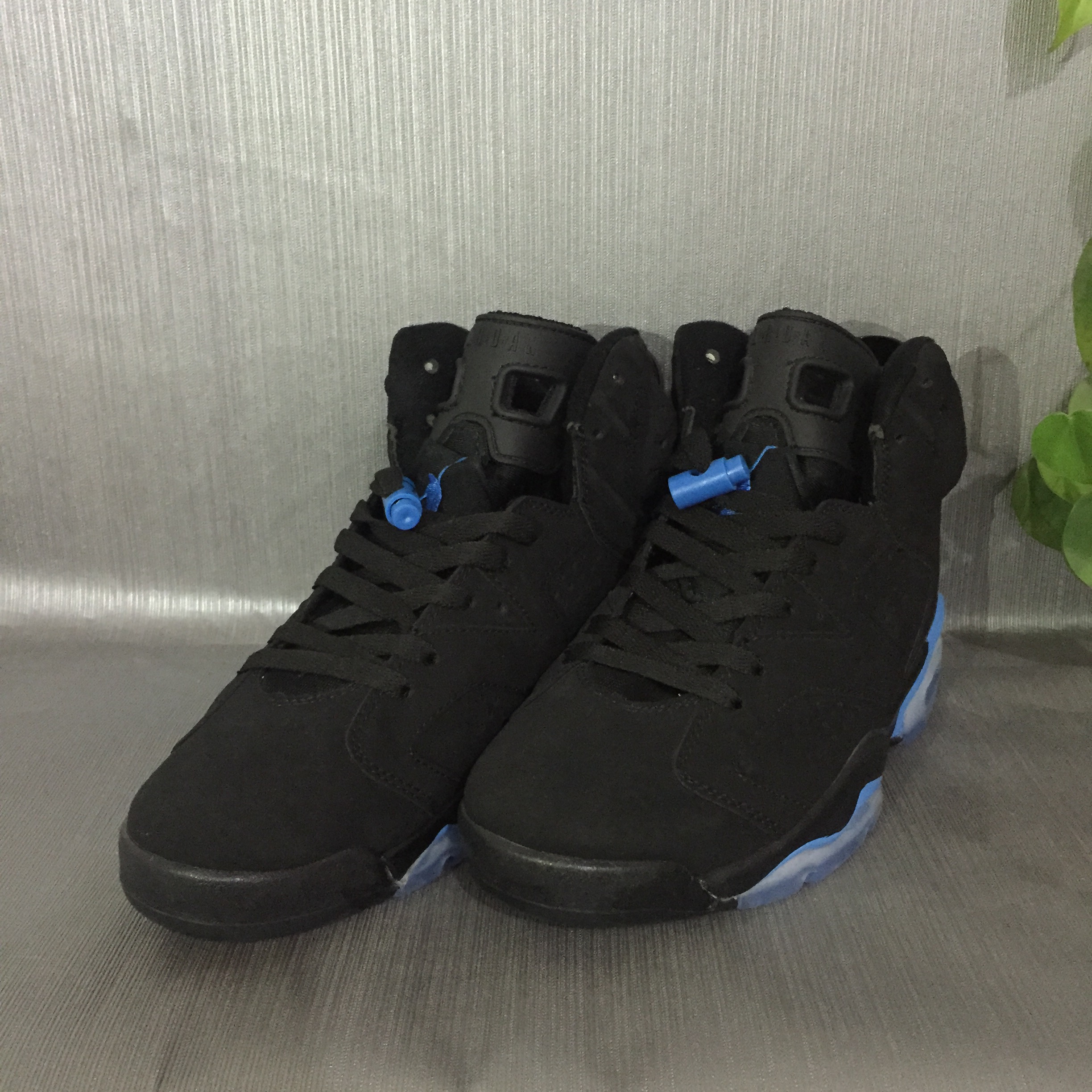AJ6 generation black Karan - Imagen 3