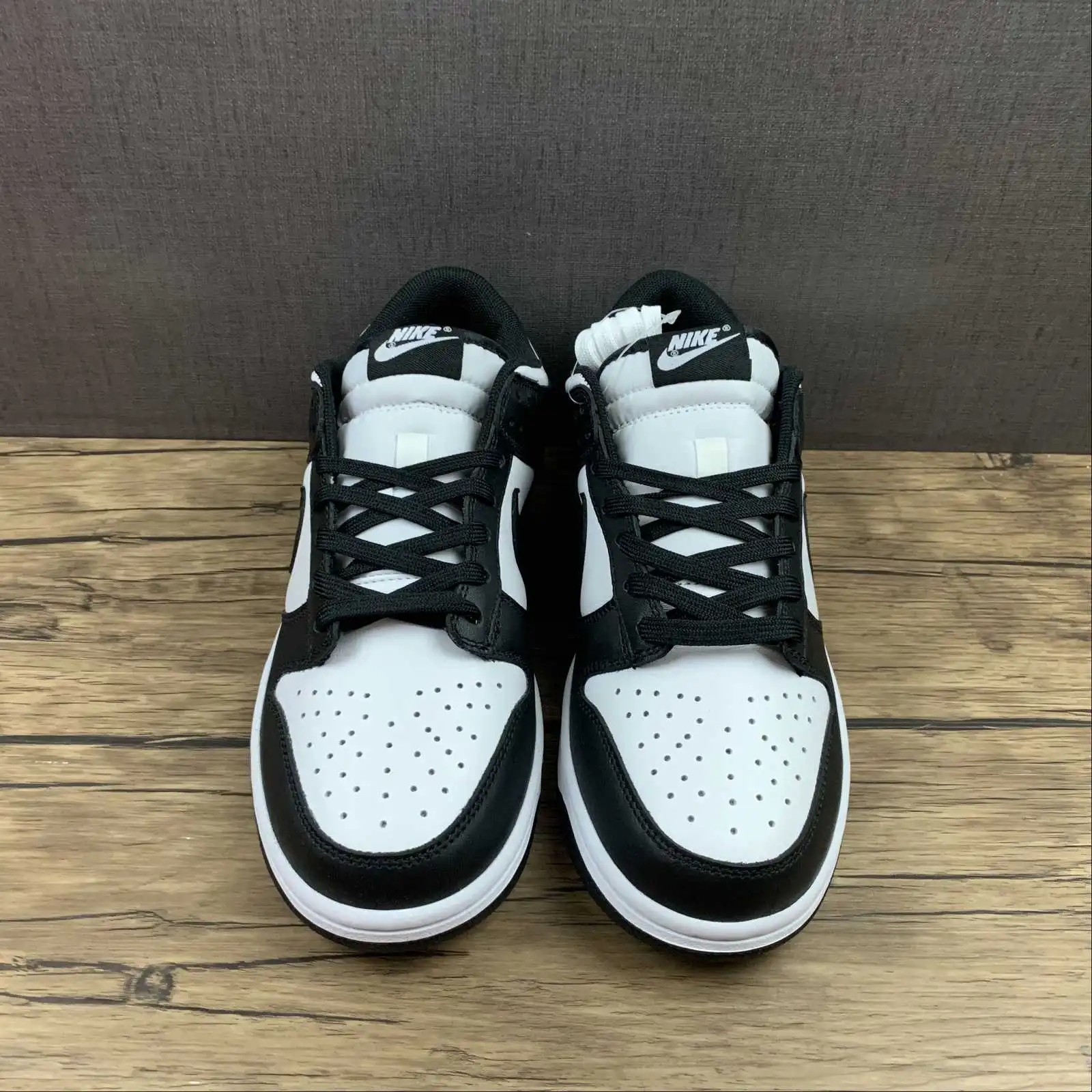NK Dunk Black White Panda - Imagen 3