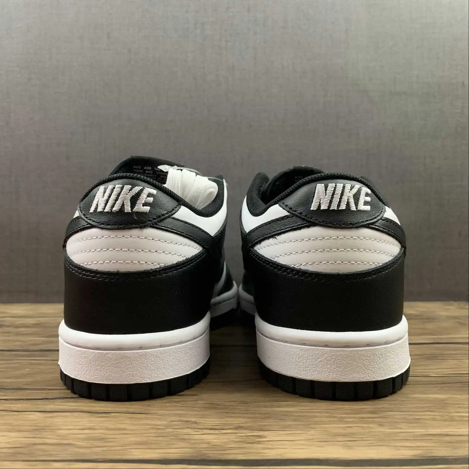 NK Dunk Black White Panda - Imagen 4