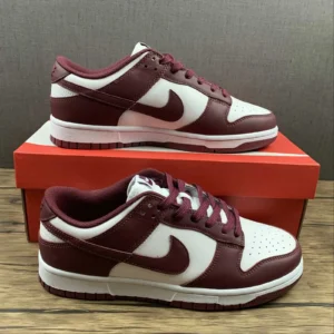 NK Dunk Sail & Dark Breetroot-Cashmere