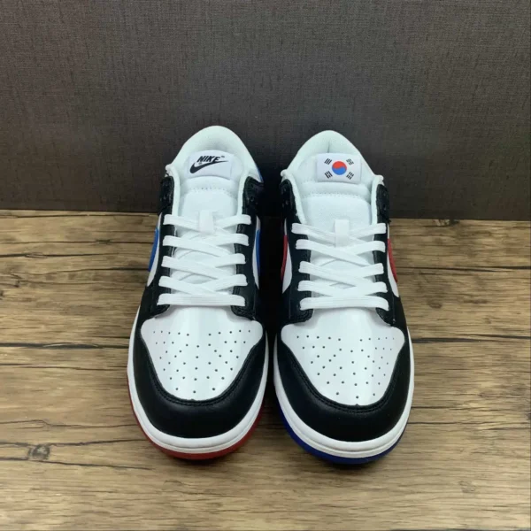 NK Dunk White, Black and Red