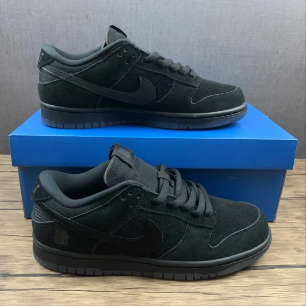 NK SB Dunk Black and Black