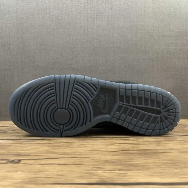 NK SB Dunk Black and Black